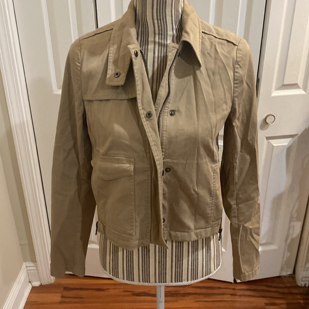 Theory cropped cargo jacket small